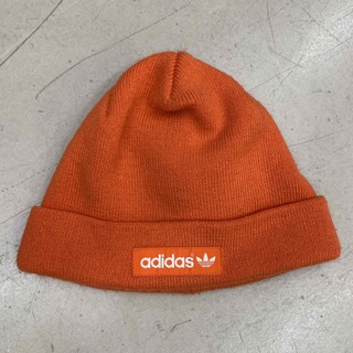 アディダス(adidas)のadidas vintage ビーニー　ニット　オレンジ帽(ニット帽/ビーニー)
