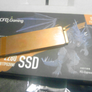 シーエフデー(CFD)のm.2-2280 SSD１TB：CFD 銅製オリジナルヒートシンク付〔良品〕中古(PCパーツ)