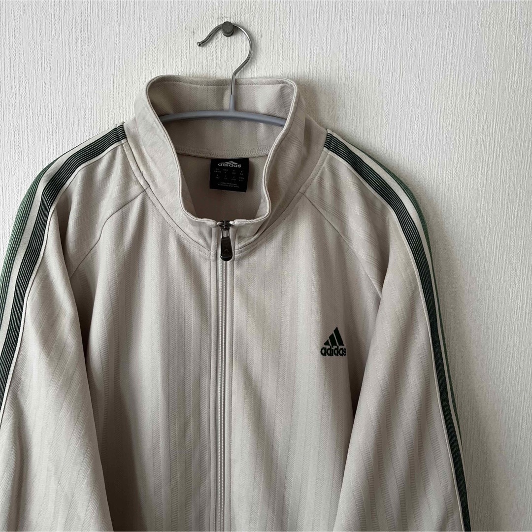 adidas ベージュ　トラックジャケット　ベージュ　グリーン