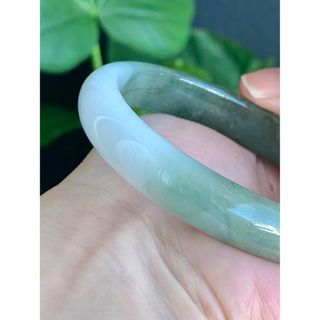 本翡翠 バングル 楕円形⭐️貴妃⭐️腕輪 新品の通販 by Katamomo