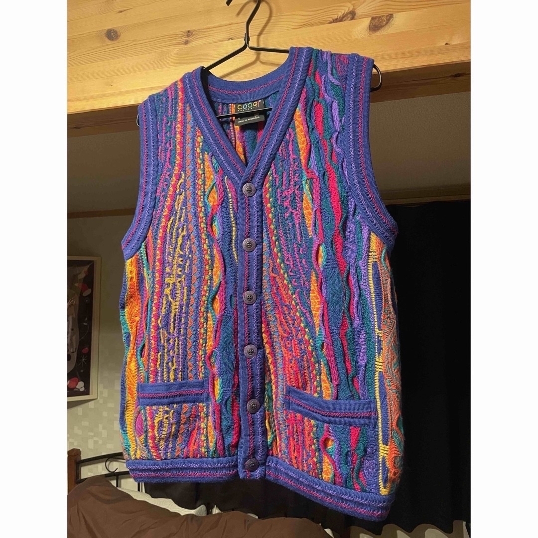 COOGI 3D Knit Vest