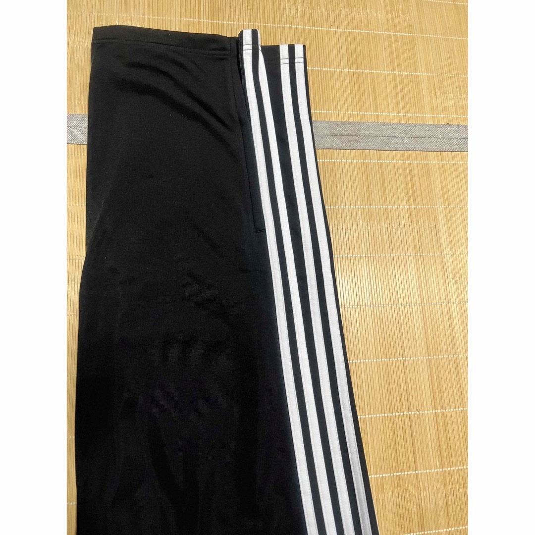 Spick & Span(スピックアンドスパン)のミー様専用　adidas トラックパンツ　S メンズのトップス(ジャージ)の商品写真