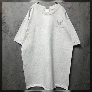 ミリタリー(MILITARY)の【ミリタリー】Msize アメリカ空軍 トレーニングTシャツ グレー US古着(Tシャツ/カットソー(半袖/袖なし))