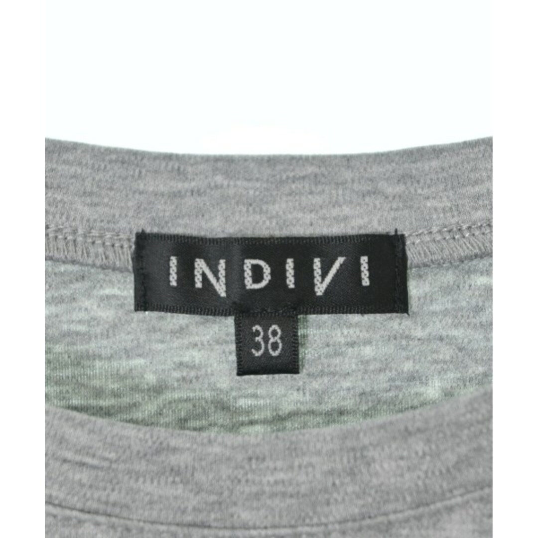 INDIVI(インディヴィ)のINDIVI インディヴィ Tシャツ・カットソー 38(M位) グレー 【古着】【中古】 レディースのトップス(カットソー(半袖/袖なし))の商品写真