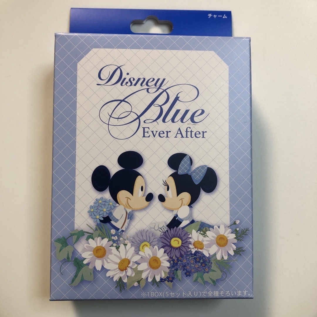 Disney(ディズニー)のディズニー　ブルーエバーアフター　チャーム　コンプリーBOX ミッキー　ミニー エンタメ/ホビーのおもちゃ/ぬいぐるみ(キャラクターグッズ)の商品写真