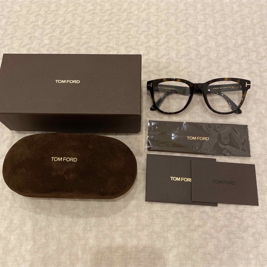 TOM FORD(トムフォード)の新品未使用　トムフォード　べっ甲　メガネ レディースのファッション小物(サングラス/メガネ)の商品写真