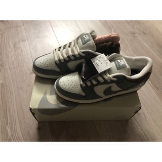 ナイキ(NIKE)のスニカー様専用      NIKE SB DUNK LOW 27cm(スニーカー)