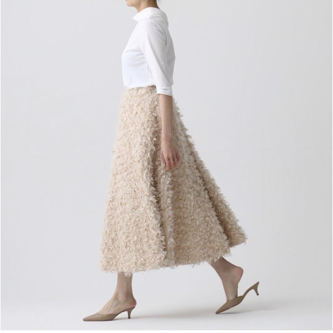 SHE Tokyo Elliy feather ベージュ 34 新品タグ付き