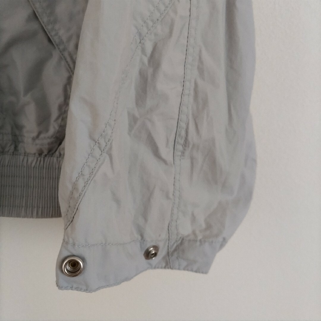 UNIQLO(ユニクロ)のユニクロユー　クロップドブルゾン　グレー　S レディースのジャケット/アウター(ブルゾン)の商品写真