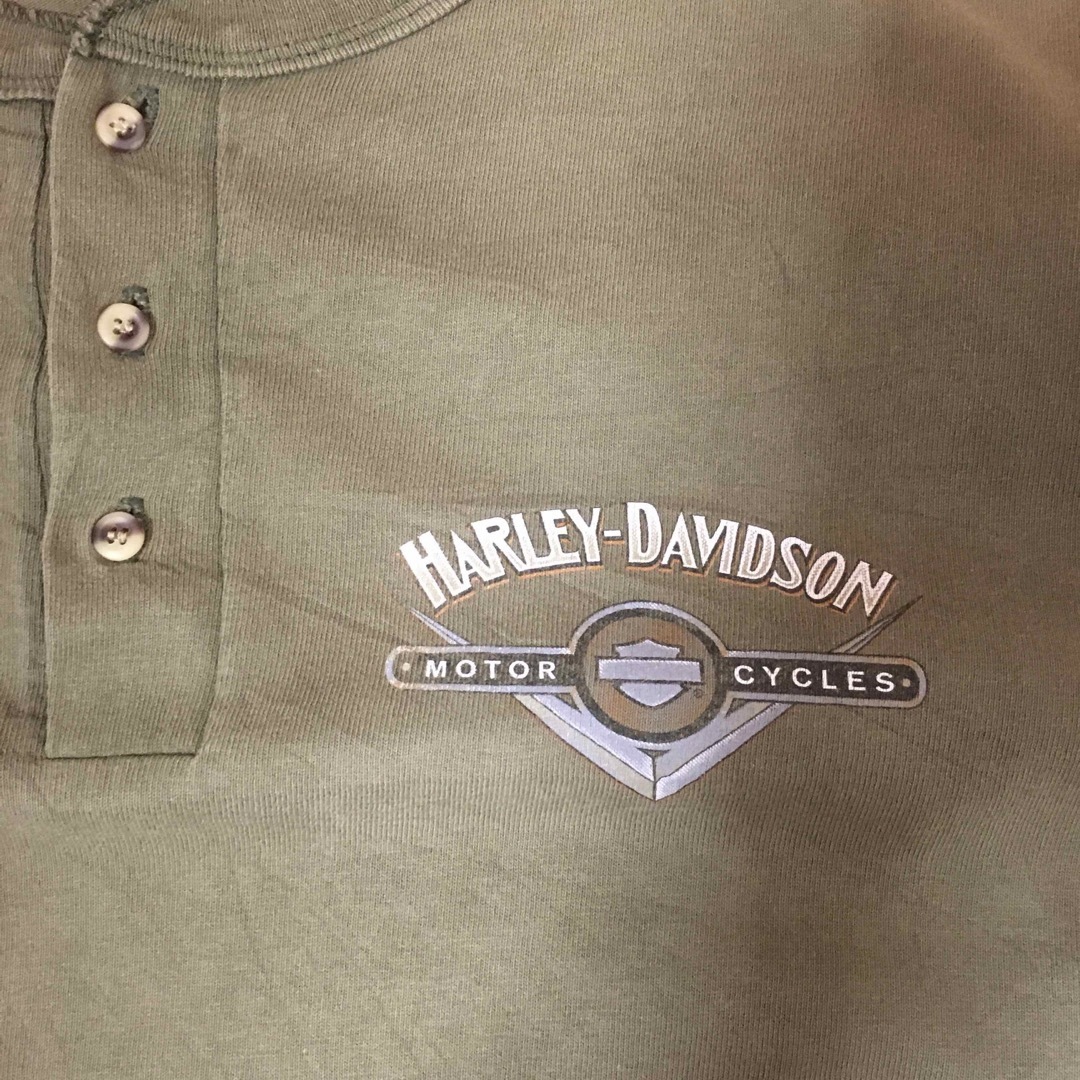 Harley Davidson(ハーレーダビッドソン)の【USA製】ハーレーダビッドソン☆両面プリント　デカロゴ　ロンT カーキ メンズのトップス(Tシャツ/カットソー(七分/長袖))の商品写真