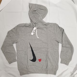 コム デ ギャルソン(COMME des GARCONS) グレー パーカー(メンズ)の