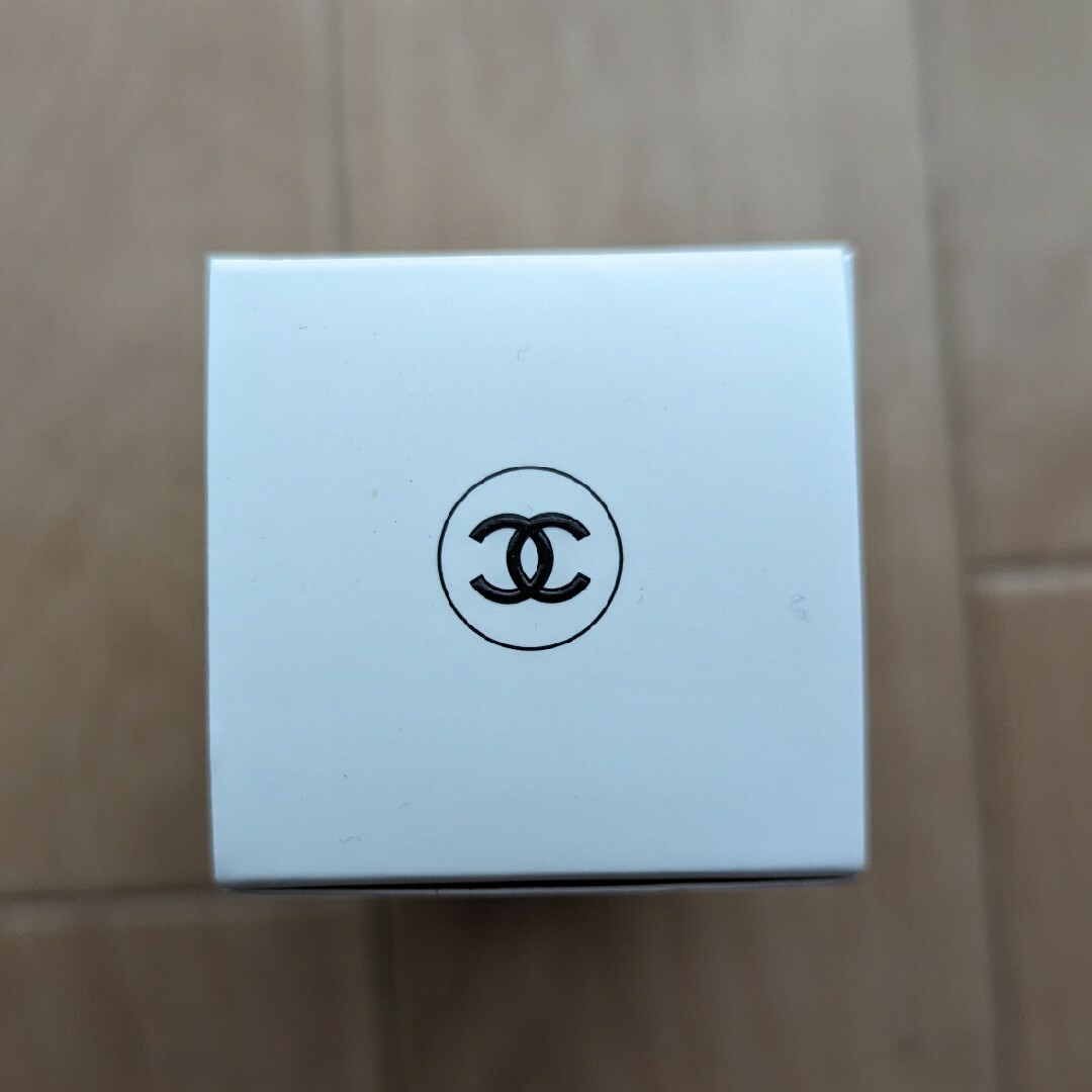 CHANEL(シャネル)の♡新品未開封♡クレンザー N°1 ドゥ シャネル コスメ/美容のスキンケア/基礎化粧品(洗顔料)の商品写真