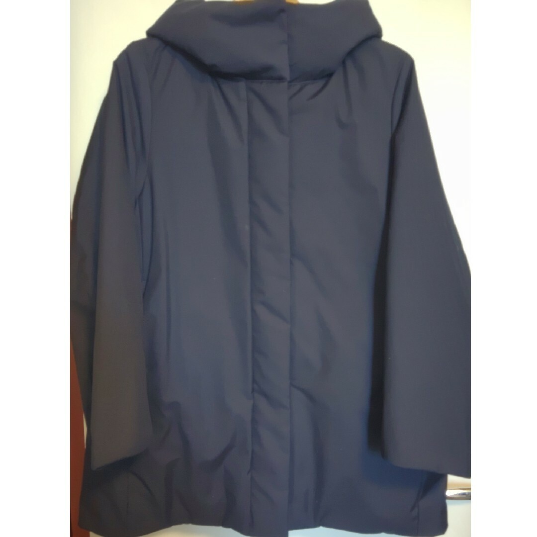 UNIQLO(ユニクロ)のハイブリッドショートダウンコート レディースのジャケット/アウター(ダウンコート)の商品写真