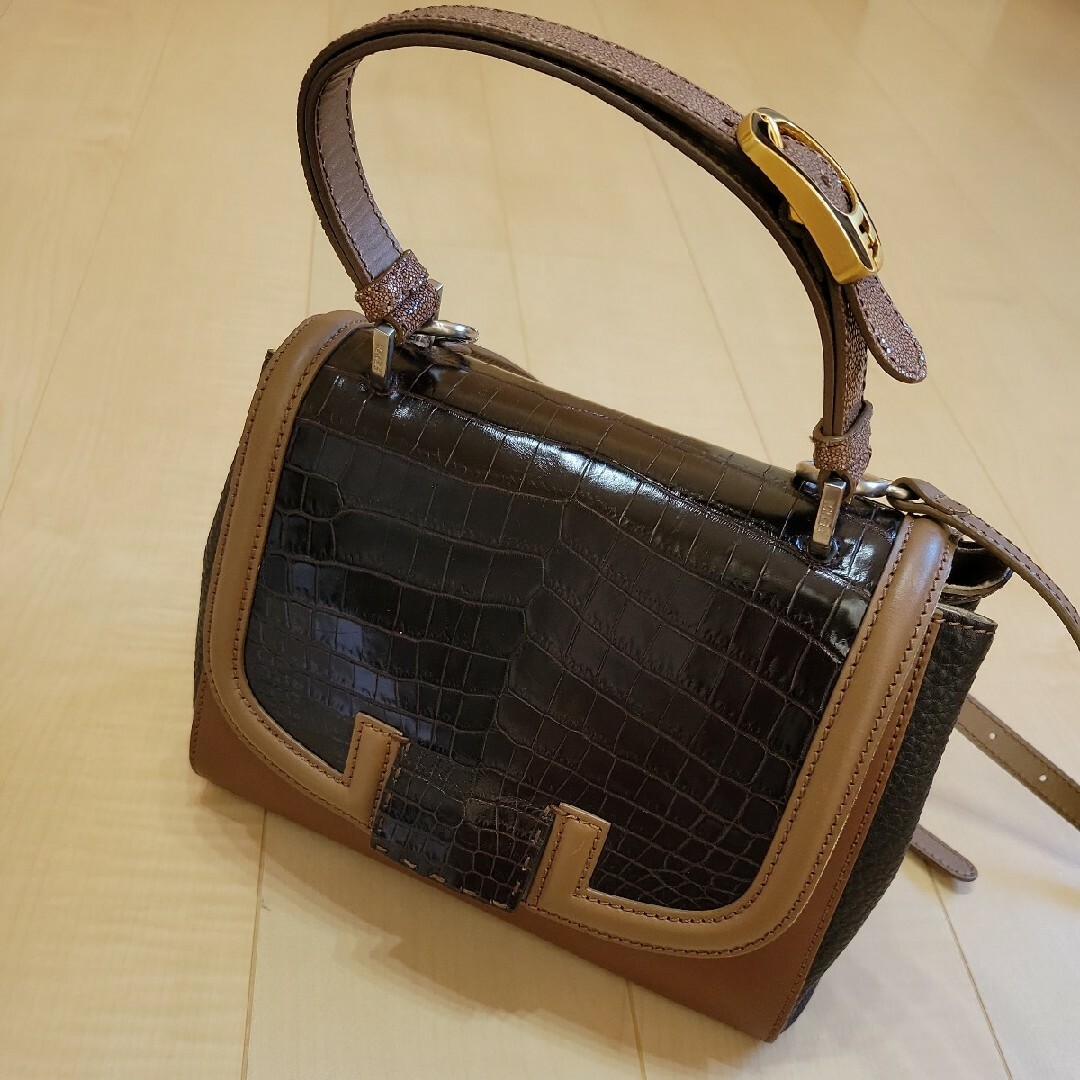 希少最高級FENDI★シルヴァーナ SILVANA クロコダイル　バッグ