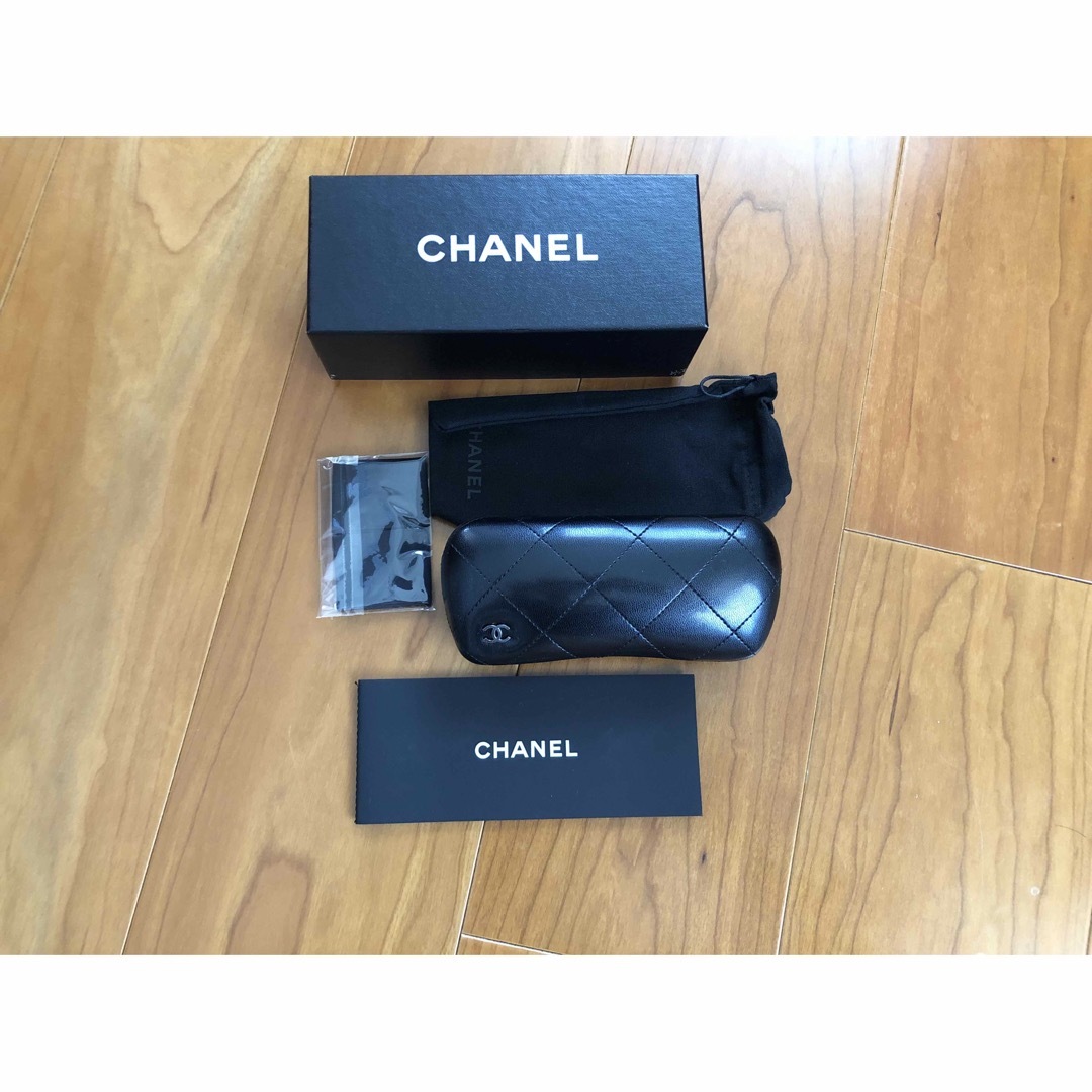CHANEL(シャネル)のシャネルメガネケース レディースのファッション小物(サングラス/メガネ)の商品写真