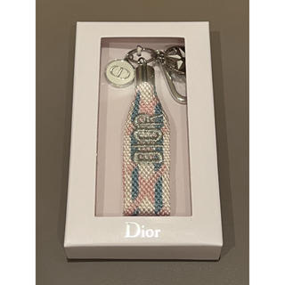 ディオール(Dior)のDIOR ディオール ミサンガ キーホルダー ストラップ 限定 非売品 ピンク(キーホルダー)