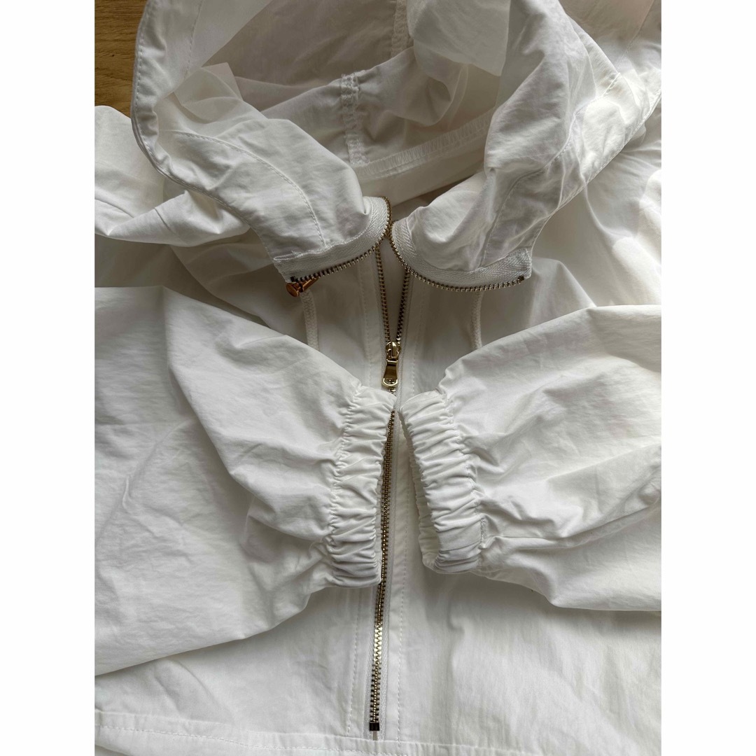 Omekashi(オメカシ)の美品 omekashi アノラックパーカー ホワイト レディースのジャケット/アウター(ナイロンジャケット)の商品写真
