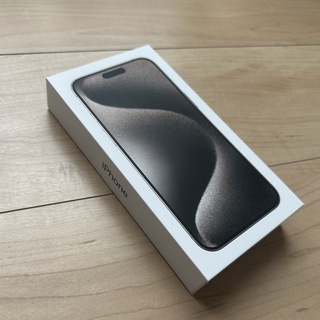 アップル(Apple)のiPhone15Pro Max ナチュラルチタニウム(スマートフォン本体)
