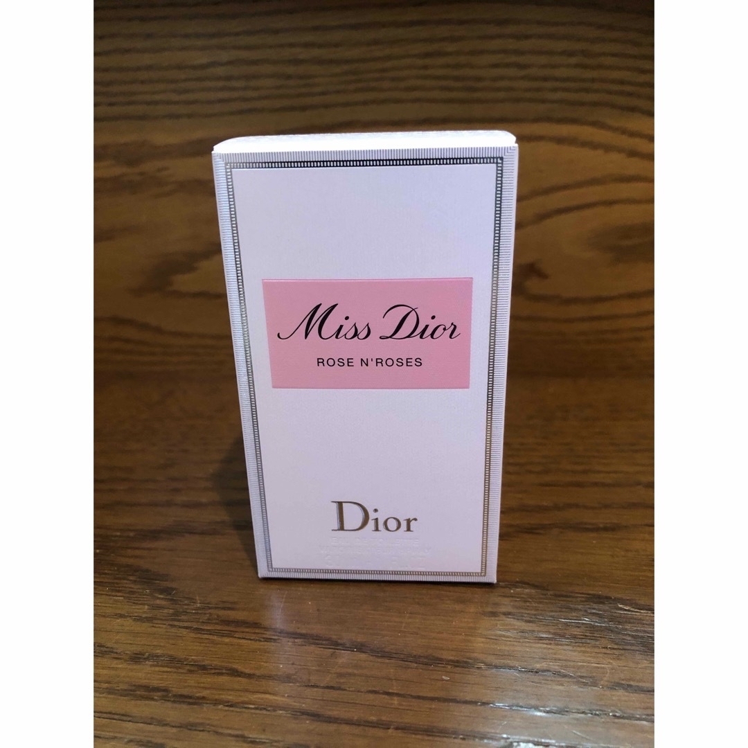 Christian Dior(クリスチャンディオール)のMiss Dior  ROSE & ROSES コスメ/美容の香水(香水(女性用))の商品写真