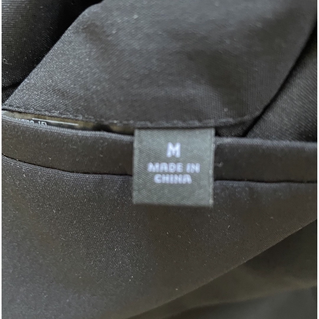 UNIQLO(ユニクロ)のユニクロ　感動ジャケット　Mサイズ　メンズ メンズのジャケット/アウター(テーラードジャケット)の商品写真
