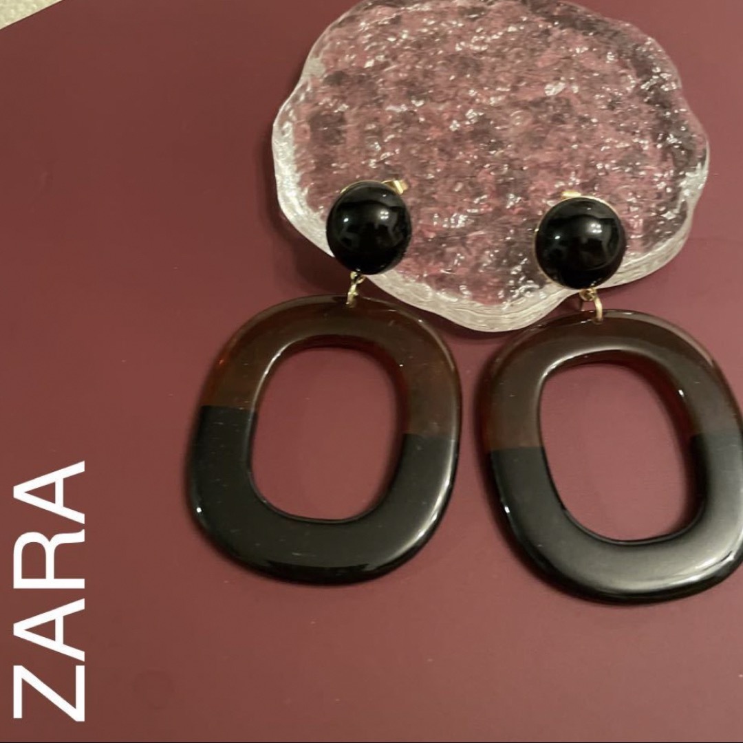 ZARA(ザラ)のザラ　ピアス　ZARA 大ぶり　ゴールド　べっこう風　アクセサリー　美品　 レディースのアクセサリー(ピアス)の商品写真