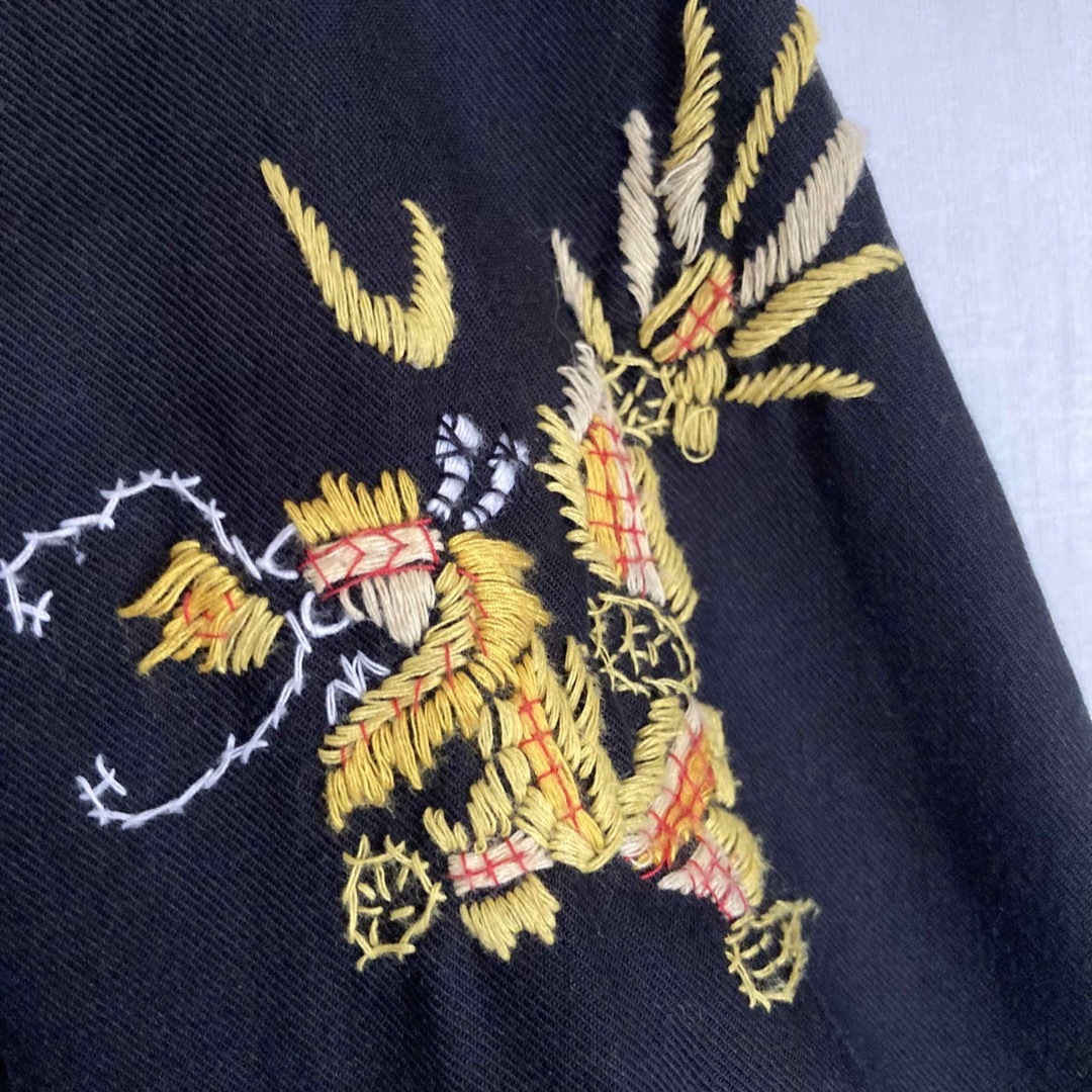 RNA(アールエヌエー)のRNA アールエヌエー ベトジャン 刺繍 虎 福 スカジャン 和柄 Mサイズ レディースのジャケット/アウター(スカジャン)の商品写真