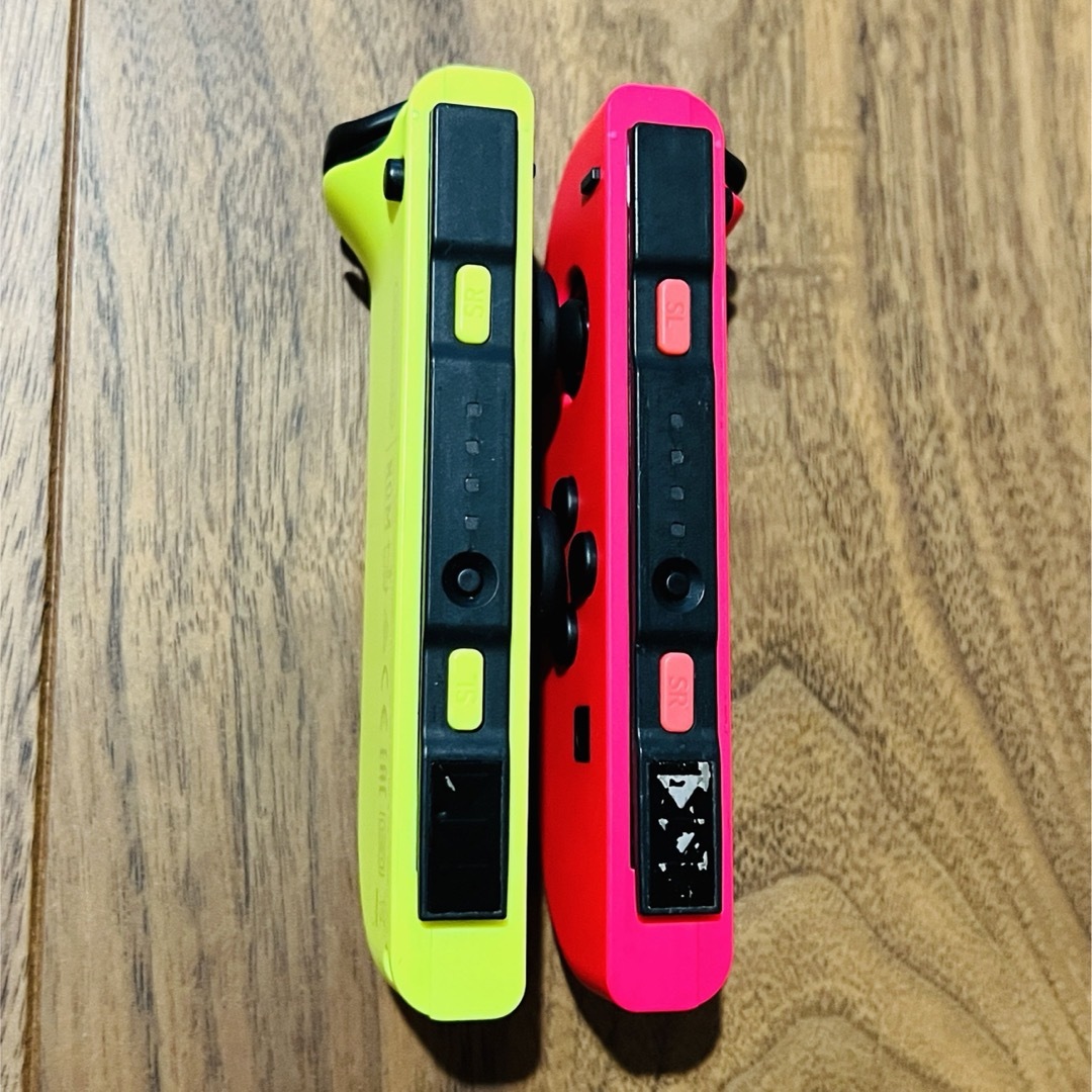 Nintendo Switch(ニンテンドースイッチ)のNintendo JOY-CON (L)/(R) ネオンピンク/ネオンイエロー エンタメ/ホビーのゲームソフト/ゲーム機本体(その他)の商品写真