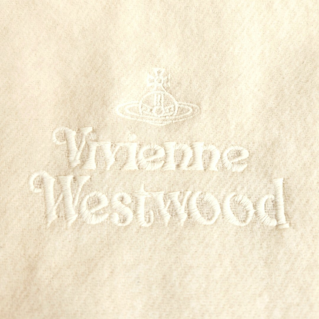 美品☆Vivienne Westwood☆マフラー ホワイト ORB オーブ柄 1