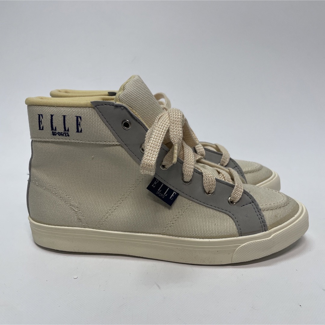 ELLE(エル)のELLE SPORT スニーカー　22.5 キャンパス　ハイカット　シューズ レディースの靴/シューズ(スニーカー)の商品写真