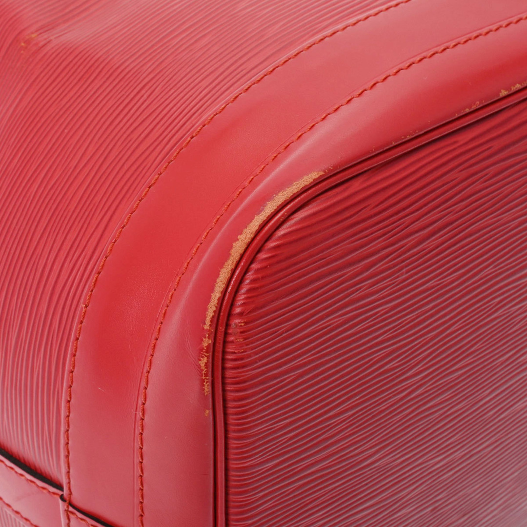 LOUIS VUITTON(ルイヴィトン)のルイヴィトン エピ ノエ ショルダーバッグ レッド レディースのバッグ(ショルダーバッグ)の商品写真