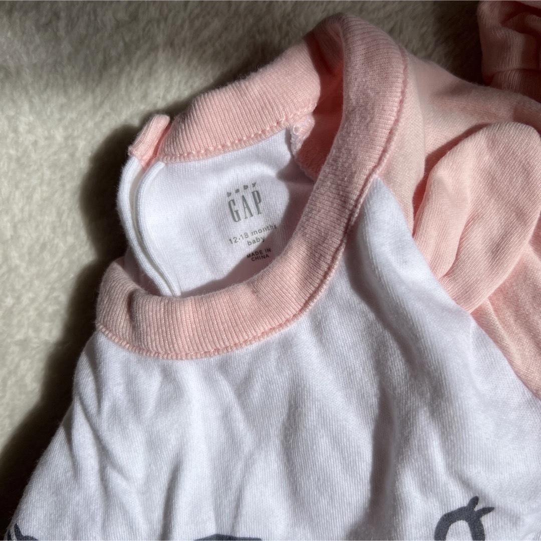 babyGAP(ベビーギャップ)の【値下げ】ベビー　ロンパース キッズ/ベビー/マタニティのキッズ服女の子用(90cm~)(下着)の商品写真