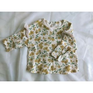 バースデイ(バースデイ)の花柄トップス　80size(シャツ/カットソー)