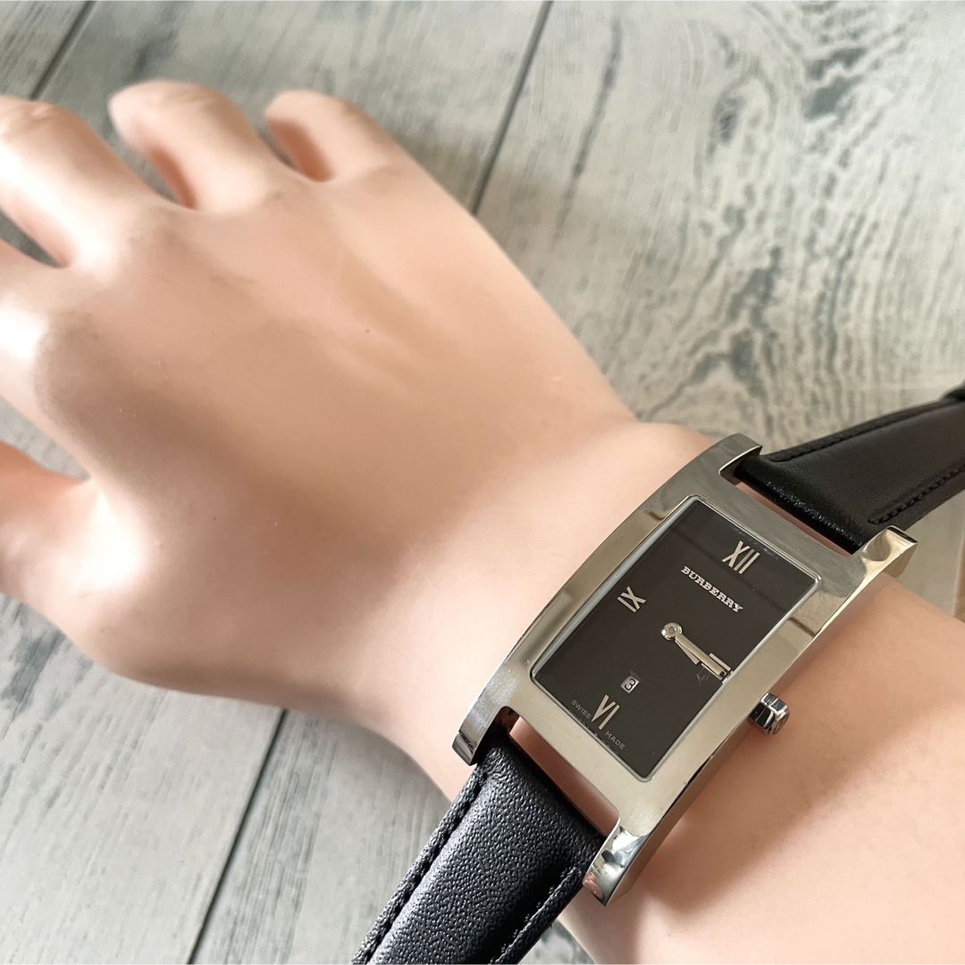 BURBERRY - 【電池交換済】BURBERRY バーバリー 腕時計 レクタンギュラ