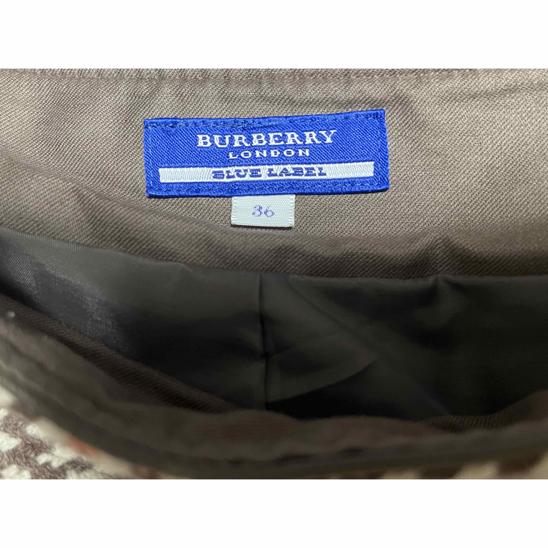 BURBERRY BLUE LABEL(バーバリーブルーレーベル)のBurberry blue label  スカート　wool ミニスカート　36 レディースのスカート(ミニスカート)の商品写真