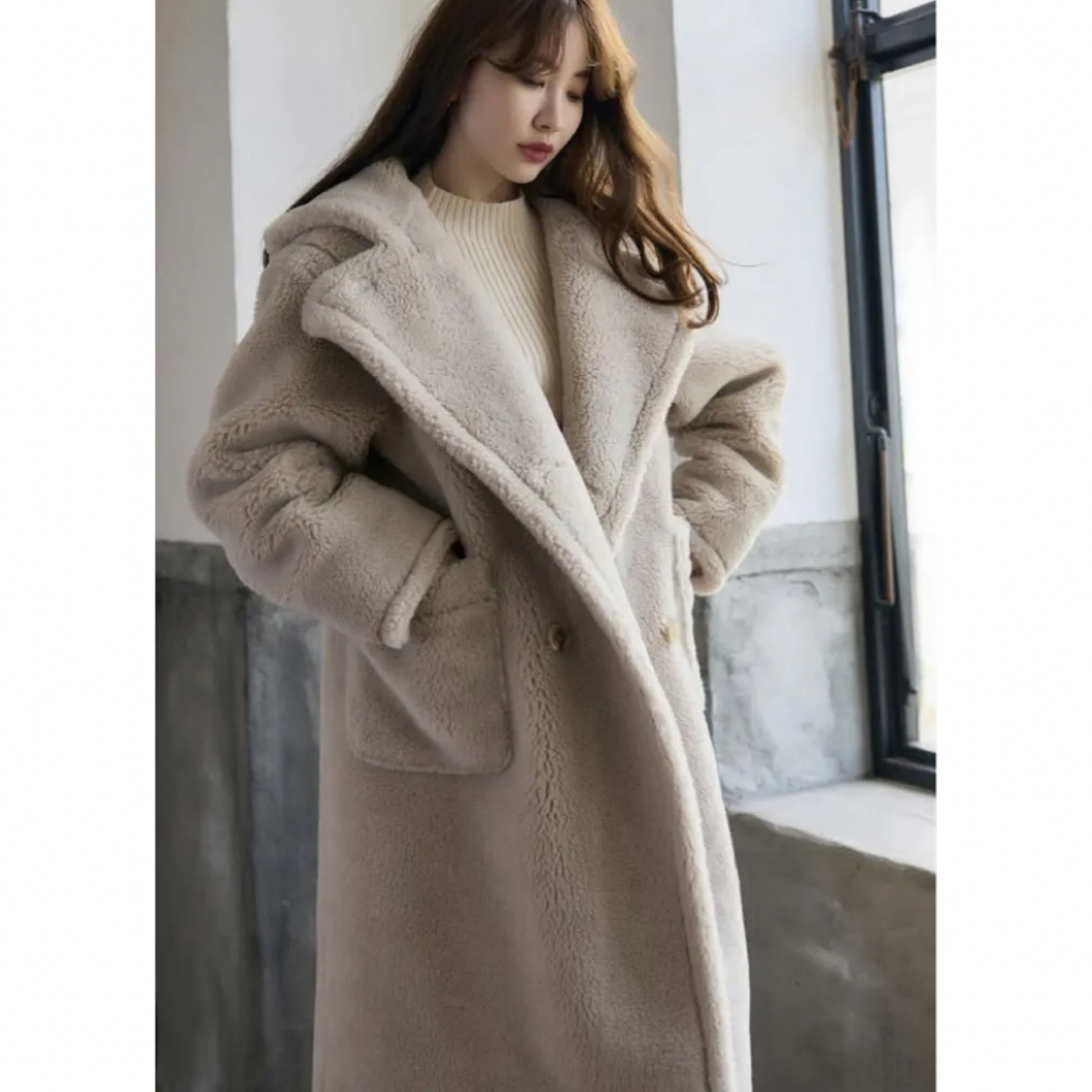 完売品 Herlipto Fleur Shearling Boa Coat-