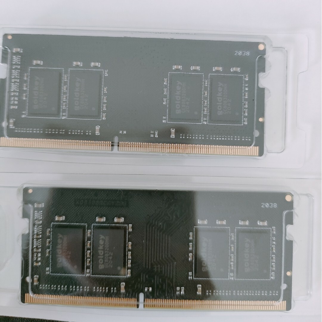 ほぼ新品　crucial DDR4 3200 16G