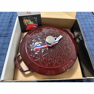 STAUB - staub リリーシグネチャーココット の通販 by ちも's shop