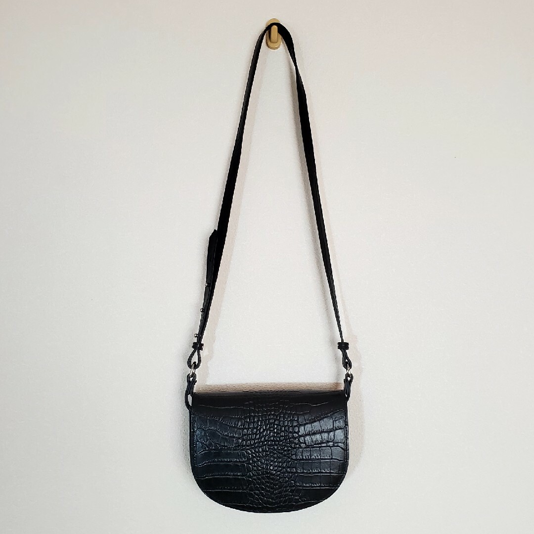 UNITED ARROWS(ユナイテッドアローズ)のアラマルヴァ A.la Malva ブラック ショルダーバッグ レディースのバッグ(ショルダーバッグ)の商品写真