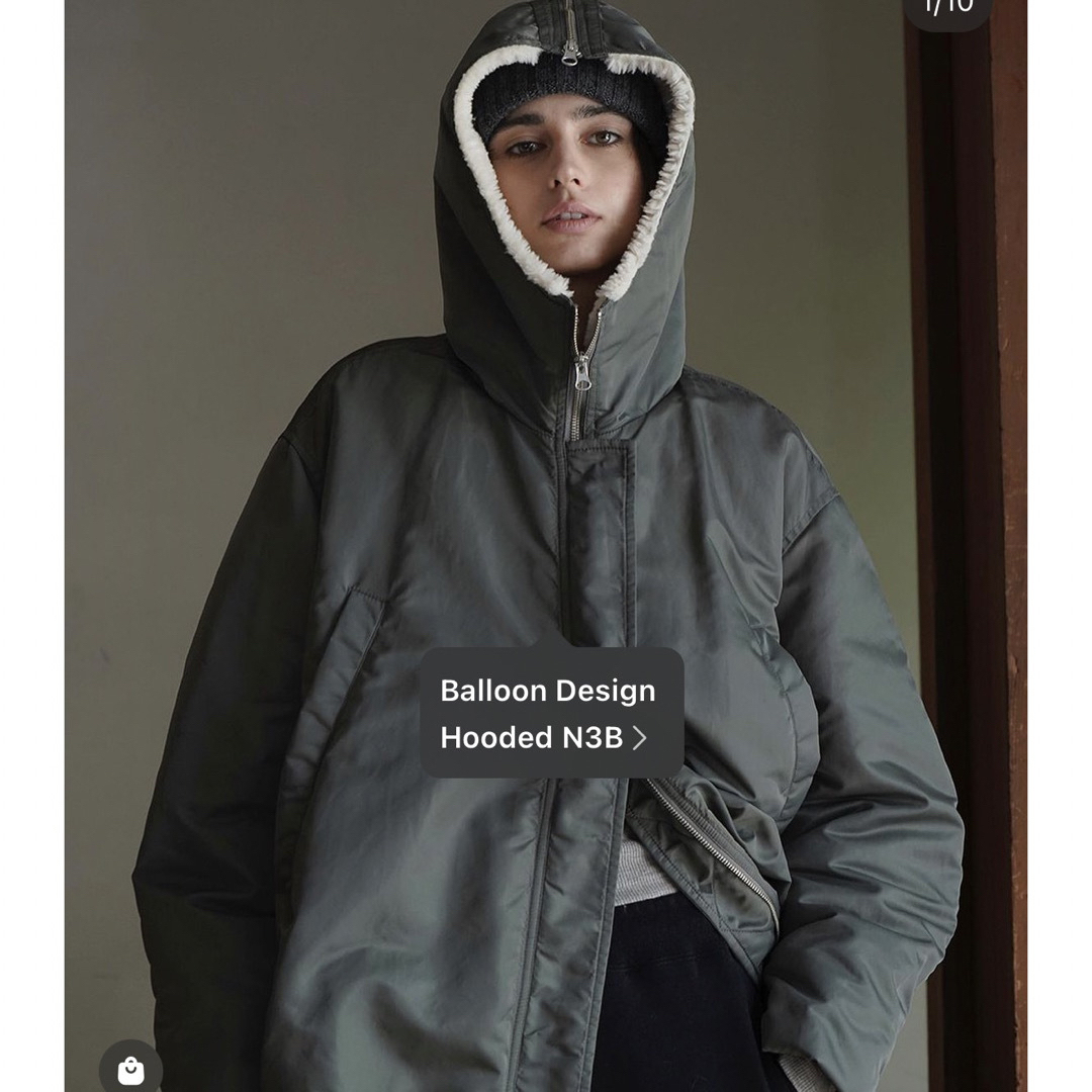 CLANE(クラネ)のCLANE BALLOON DESIGN HOODED N3B レディースのジャケット/アウター(ダウンジャケット)の商品写真