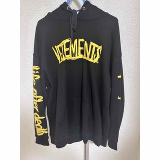 ヴェトモン(VETEMENTS)のvetements パーカー　ヴェトモン　パーカー　Worldtour(パーカー)