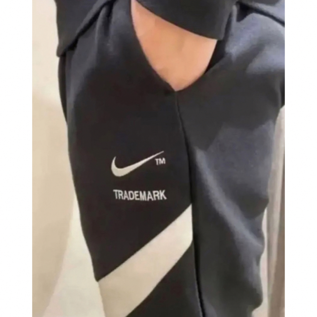 超美品　NIKE  セットアップ　パーカー＆パンツ　　上2XL 下XL