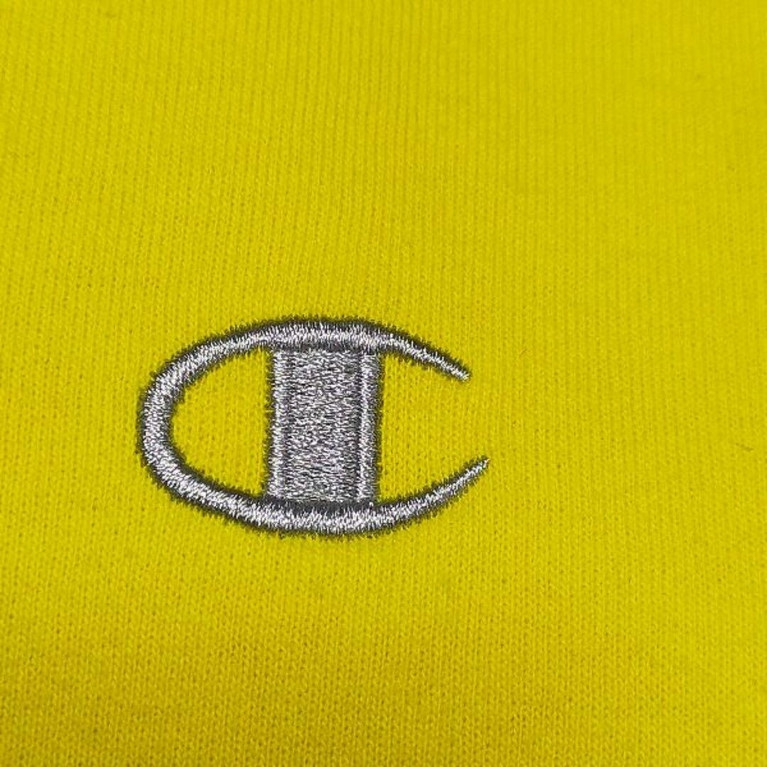 Champion(チャンピオン)のチャンピオン　スウェット　裏起毛　ワンポイントロゴ　刺繍ロゴ　クルーネック　黄色 メンズのトップス(スウェット)の商品写真