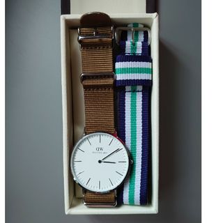 ダニエルウェリントン(Daniel Wellington)の最終値下:ダニエル・ウェリントン　腕時計　直径４cm(腕時計(アナログ))