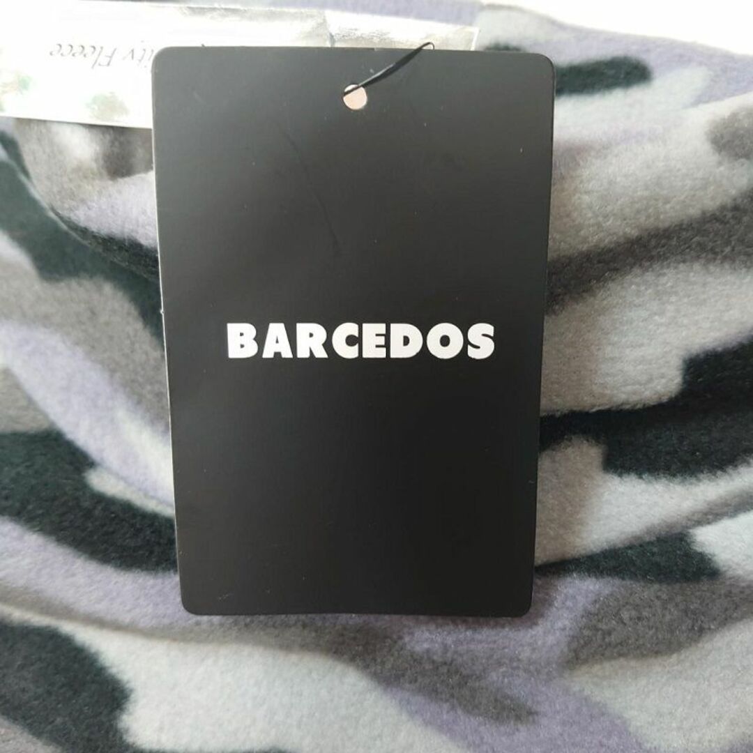 BARCEDOS(バルセドス)の新品　【BARCEDOS】　LL　グレーカモ　タートルネック フリース ロンT メンズのトップス(Tシャツ/カットソー(七分/長袖))の商品写真