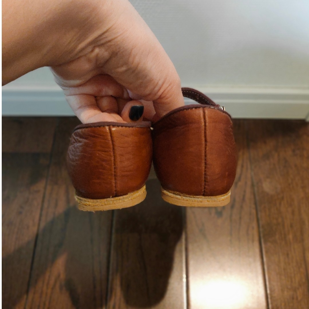 Caramel baby&child (キャラメルベビー&チャイルド)の【Limmerman】Scalloped Mary Jane  size 9 キッズ/ベビー/マタニティのキッズ靴/シューズ(15cm~)(フォーマルシューズ)の商品写真