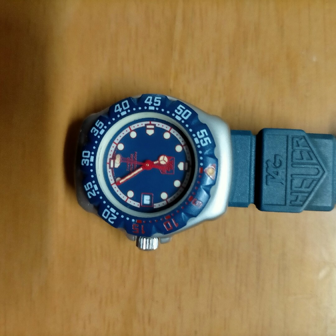 TAG Heuer(タグホイヤー)のタグホイヤーレディース  フォーミュラ1 レディースのファッション小物(腕時計)の商品写真