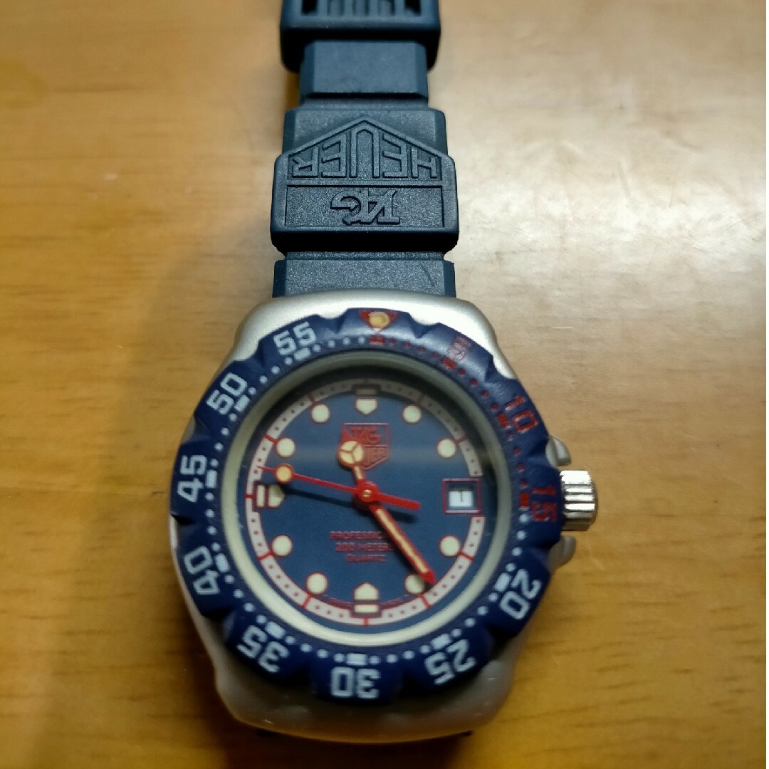 TAG Heuer(タグホイヤー)のタグホイヤーレディース  フォーミュラ1 レディースのファッション小物(腕時計)の商品写真