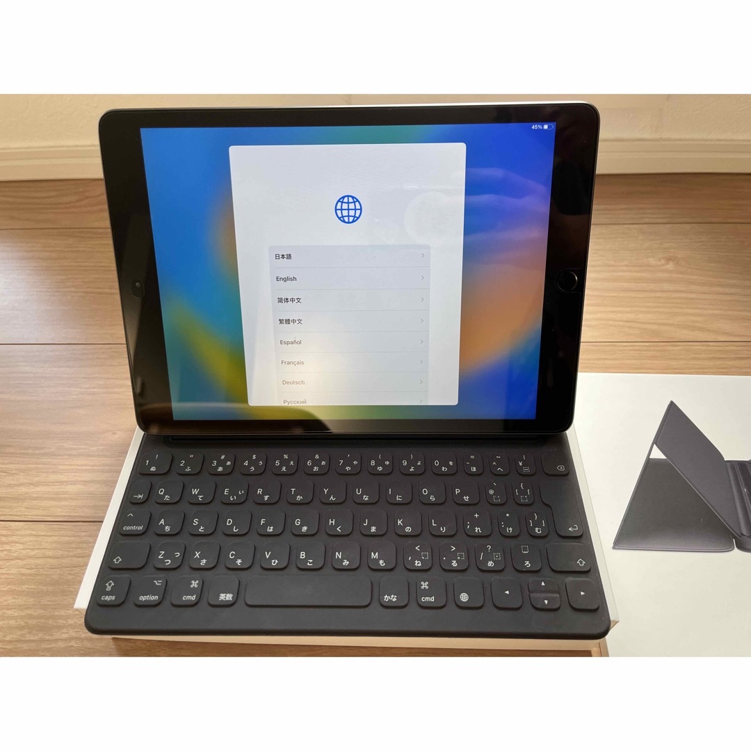 iPad 第7世代 wi-fiモデル 128GB + スマートキーボード 1