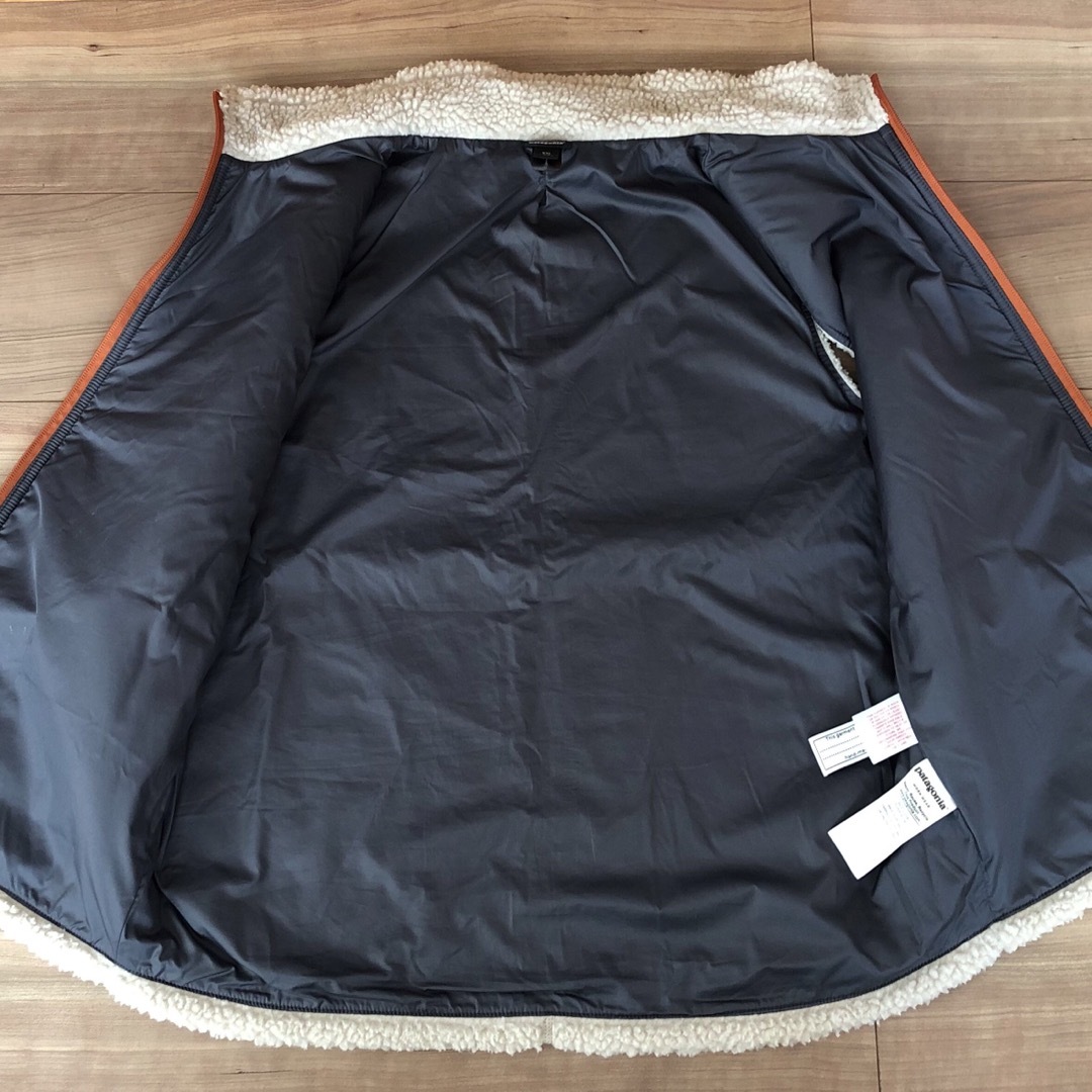 patagonia(パタゴニア)の美品patagonia パタゴニア Kids RETRO-X VEST キッズ/ベビー/マタニティのキッズ服女の子用(90cm~)(ジャケット/上着)の商品写真