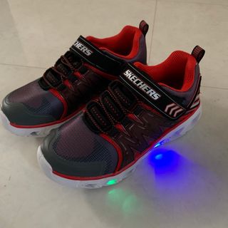 スケッチャーズ(SKECHERS)の新品　スケッチャーズ光る靴(スニーカー)